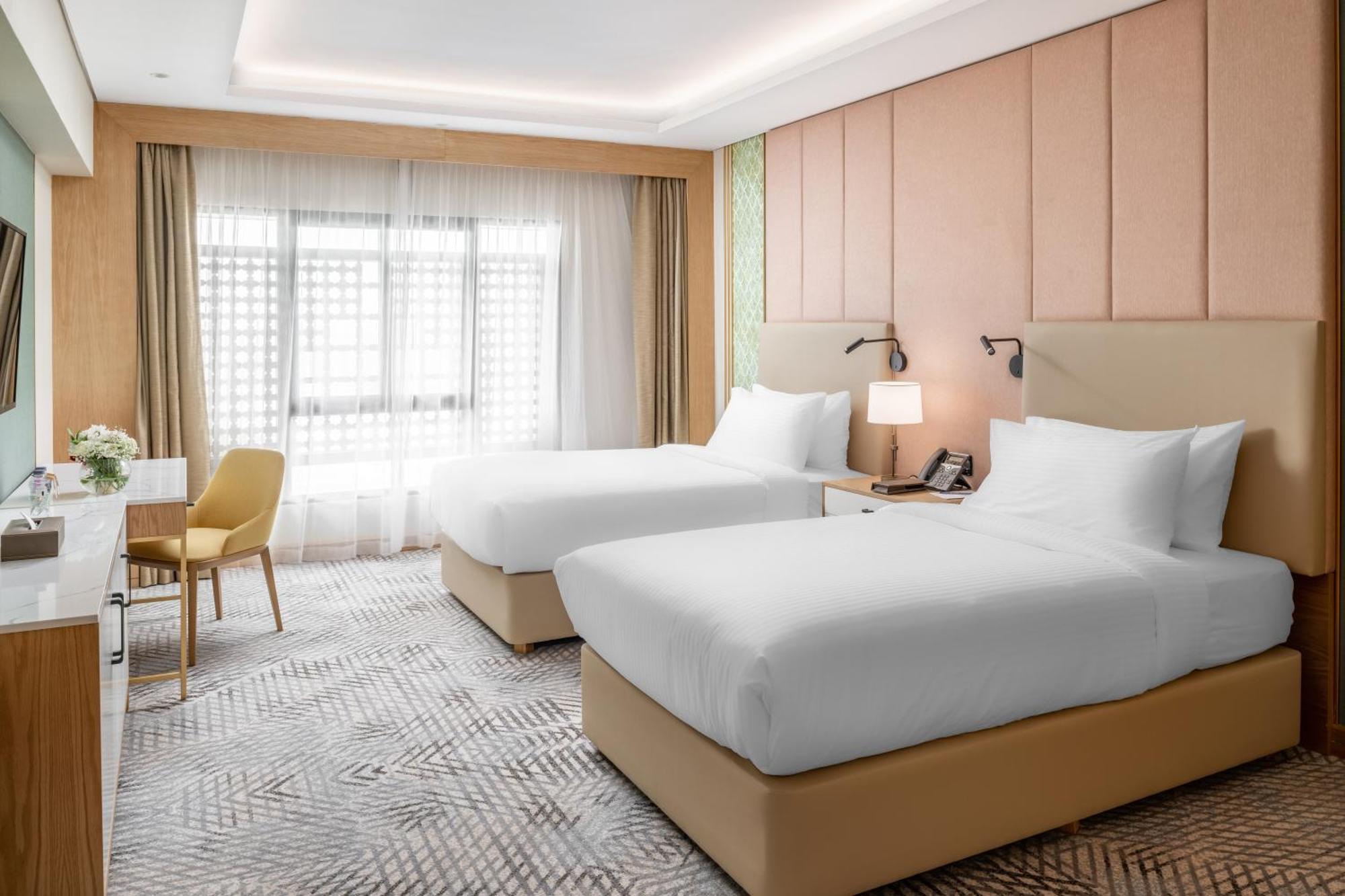 Taiba Suites Madinah Medina Exteriör bild Deluxe Room
