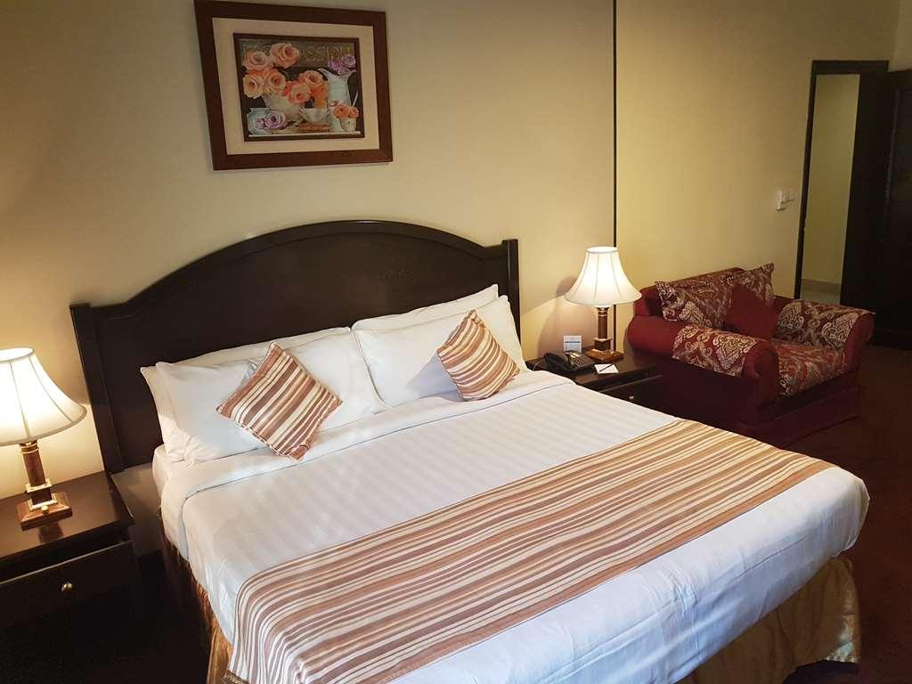 Taiba Suites Madinah Medina Rum bild Deluxe Room